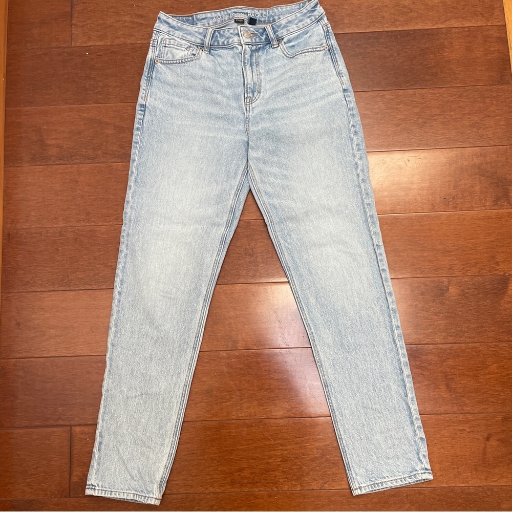 American Eagle- Basic Light Wash High Rise Strigi… - image 1